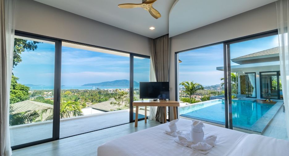 For rent 3 bedrooms villa in Mueang Phuket, Phuket