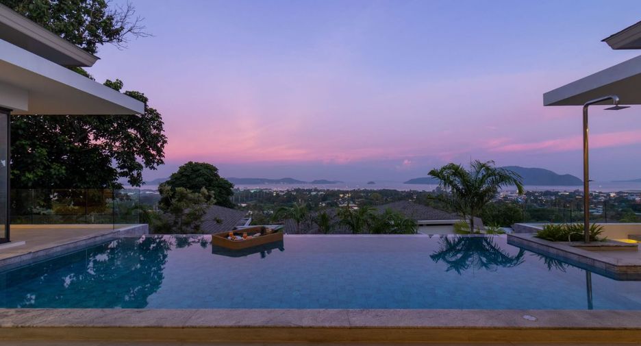 For rent 3 bedrooms villa in Mueang Phuket, Phuket