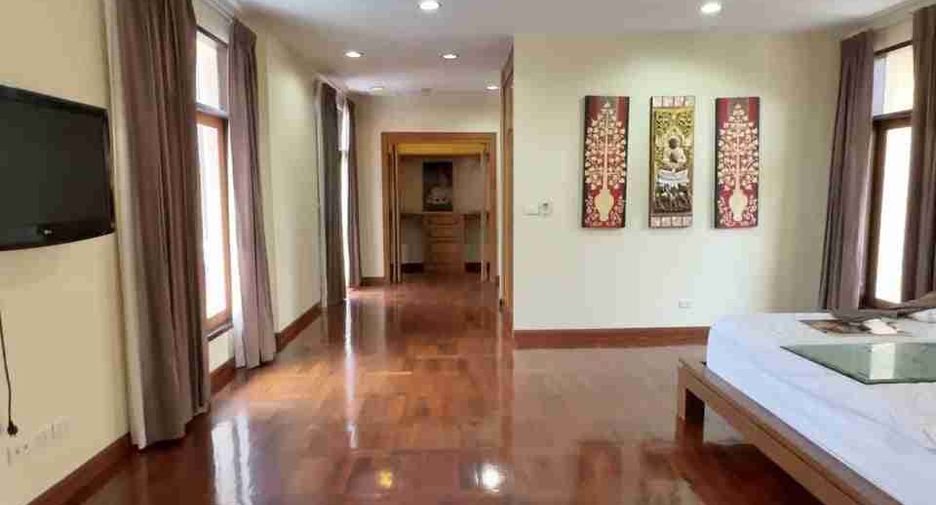 À vendre 4 chambres villa à Sattahip, Chonburi