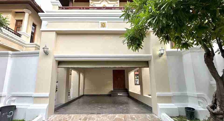 À vendre 4 chambres villa à Sattahip, Chonburi