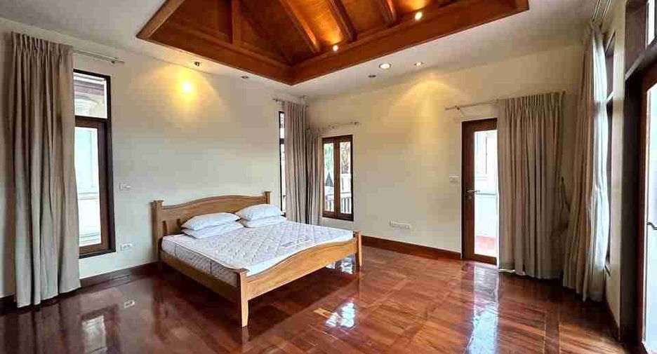 À vendre 4 chambres villa à Sattahip, Chonburi