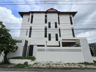 Casa en venta de 6 habitaciones en Pak Kret, Nonthaburi