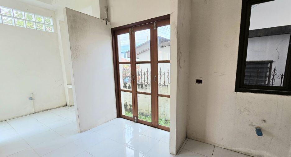 For sale 6 bedrooms house in Pak Kret, Nonthaburi