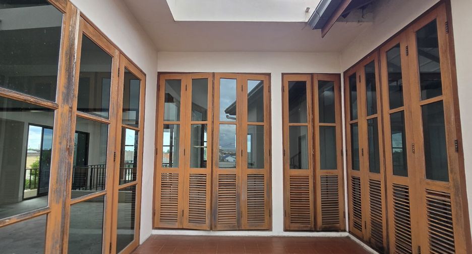 For sale 6 bedrooms house in Pak Kret, Nonthaburi