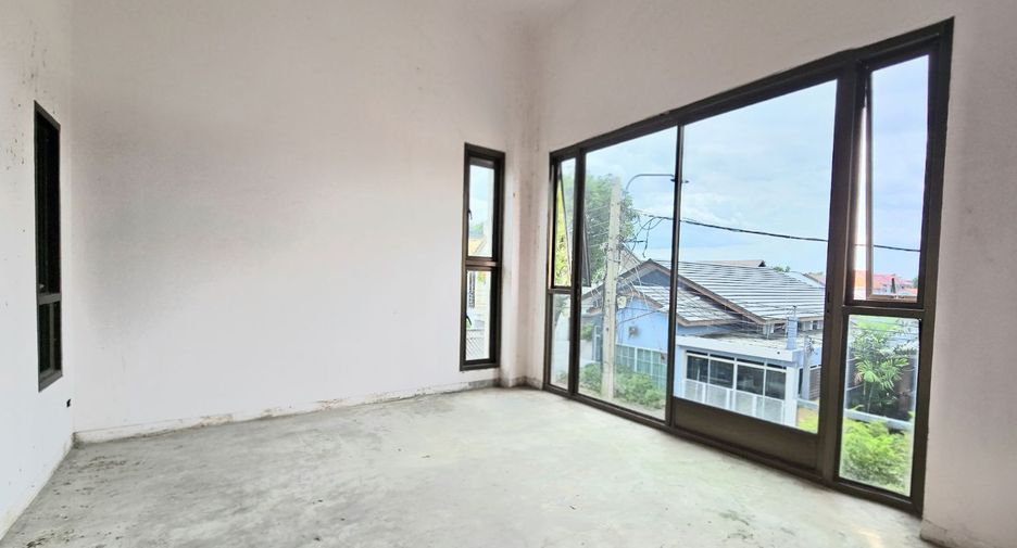 For sale 6 bedrooms house in Pak Kret, Nonthaburi