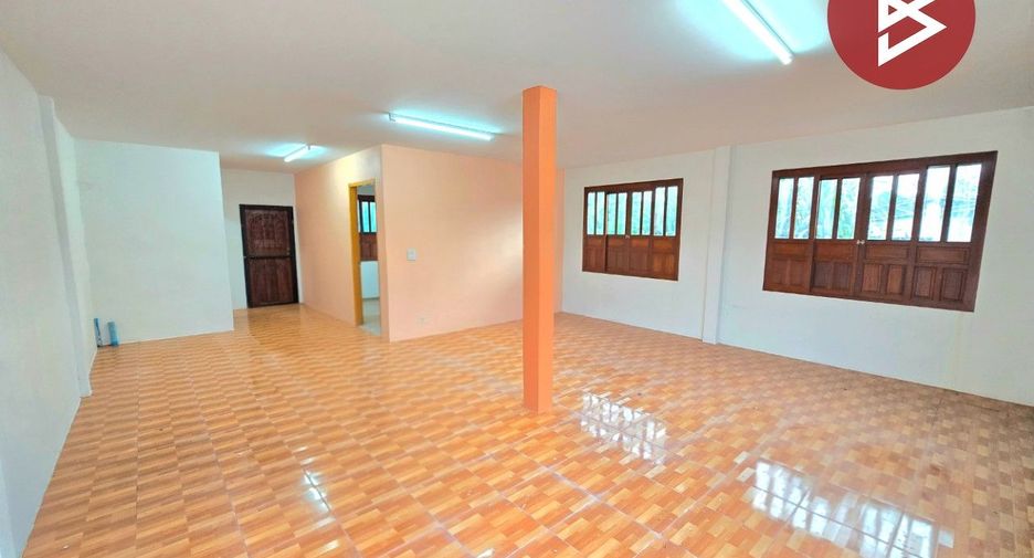 出售 4 卧室 服务式公寓 在 Mueang Nakhon Pathom, Nakhon Pathom