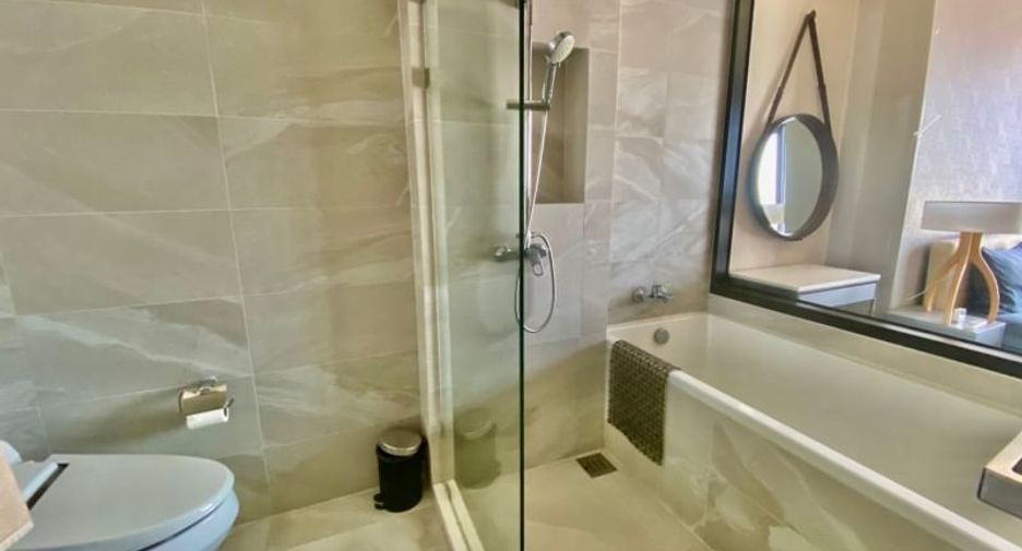 For sale 1 bed condo in Si Racha, Chonburi