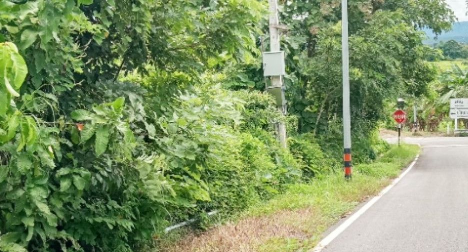 Grundstück zum Kauf in Chae Hom, Lampang
