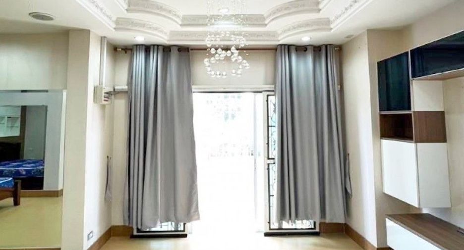 For rent 3 ベッドルーム house in Mueang Pathum Thani, Pathum Thani