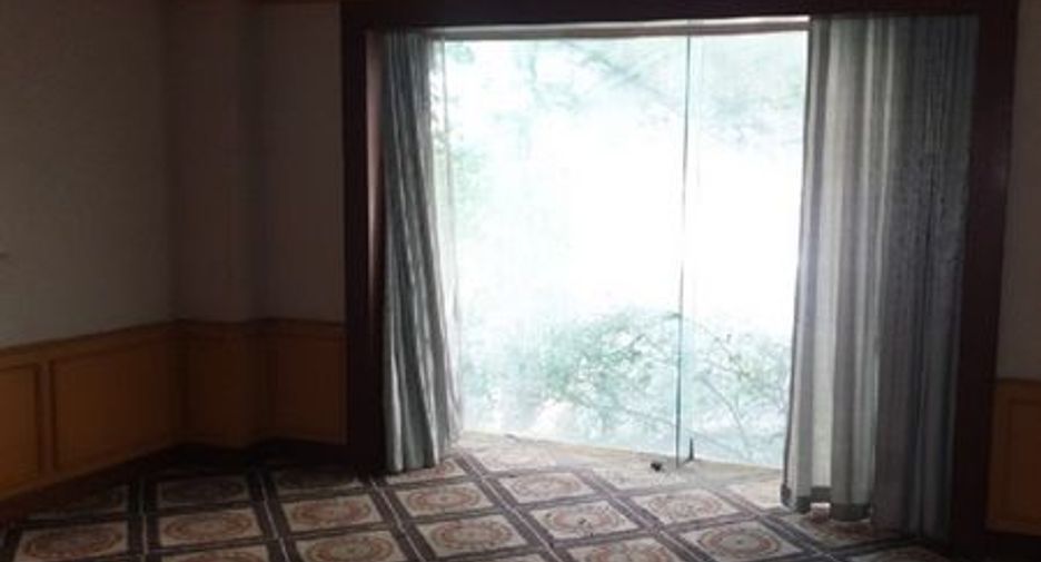Hotel en venta en Mueang Buriram, Buriram