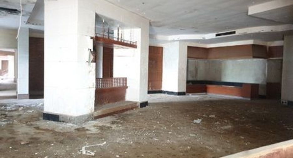Hotel en venta en Mueang Buriram, Buriram