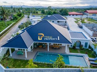 À vendre 3 chambres villa à Hua Hin, Prachuap Khiri Khan