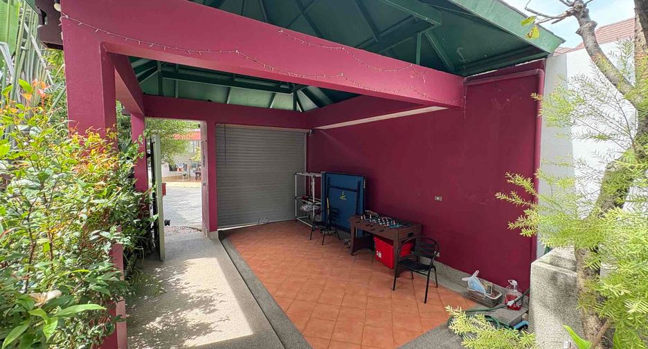 À louer 2 chambres villa à Sattahip, Chonburi