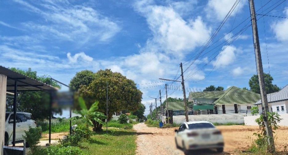 出售 土地 在 Bang Lamung, Chon Buri