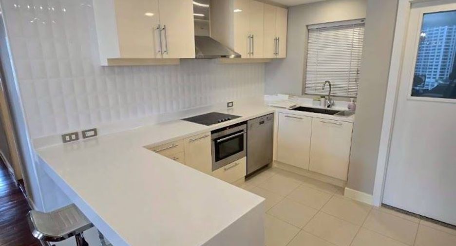 Wohnung zur Miete mit 2 Zimmer in Pathum Wan, Bangkok