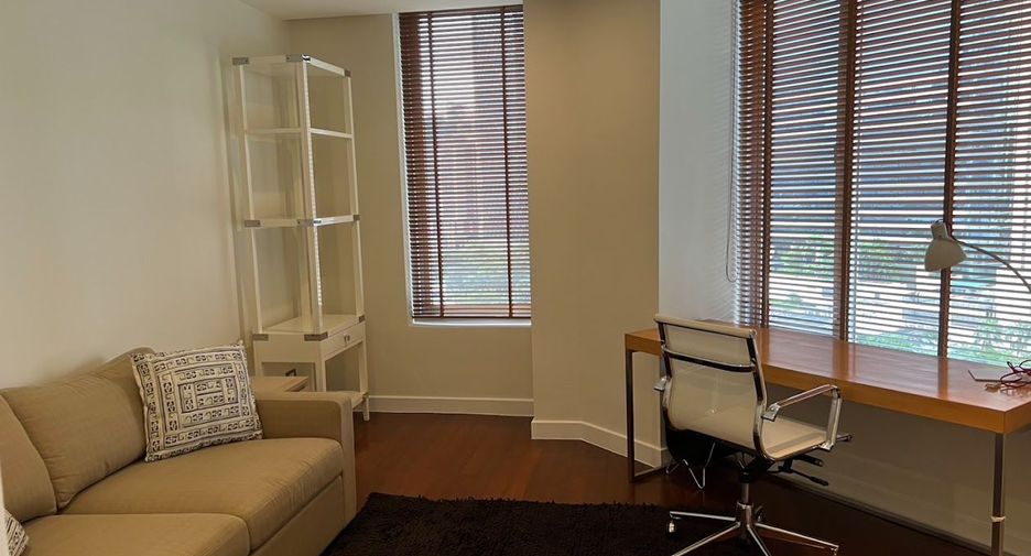 Wohnung zur Miete mit 2 Zimmer in Pathum Wan, Bangkok