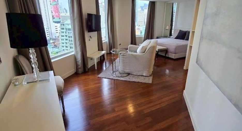 Wohnung zur Miete mit 2 Zimmer in Pathum Wan, Bangkok