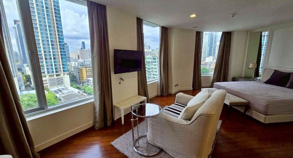 Wohnung zur Miete mit 2 Zimmer in Pathum Wan, Bangkok