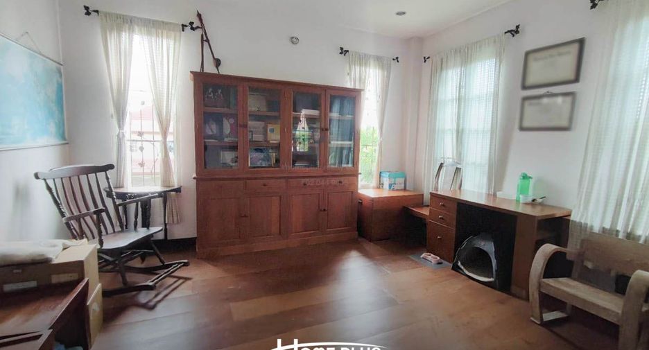 Casa en venta de 4 habitaciones en Mueang Chiang Mai, Chiang Mai