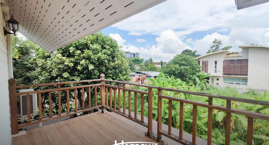 Casa en venta de 4 habitaciones en Mueang Chiang Mai, Chiang Mai