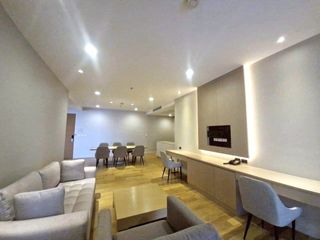 À louer 3 chambres appartement avec services à Bang Kho Laem, Bangkok