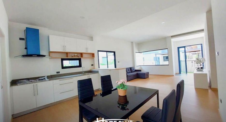 À vendre 2 chambres maison à Ban Bueng, Chonburi