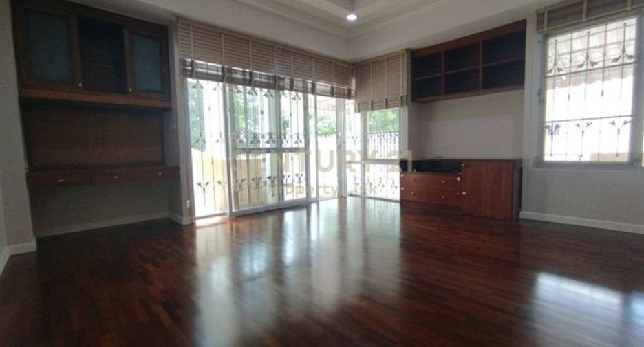 For rent 6 ベッドルーム house in Phaya Thai, Bangkok