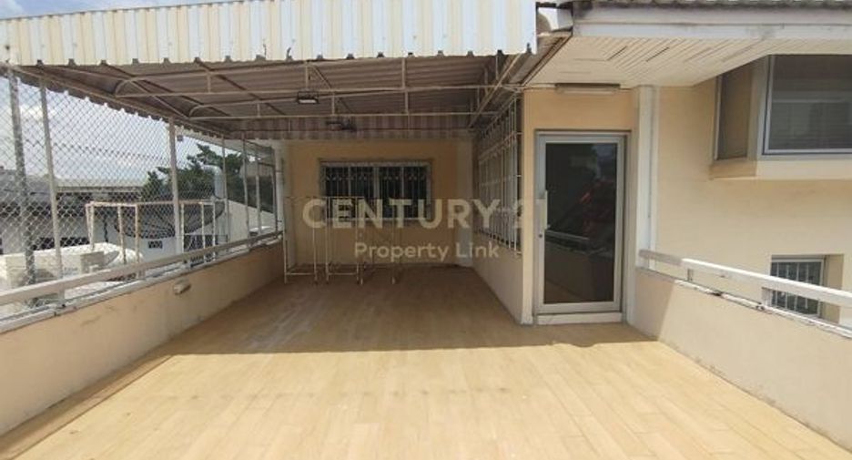 For rent 6 ベッドルーム house in Phaya Thai, Bangkok
