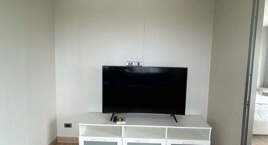 For sale 1 bed condo in Mueang Chon Buri, Chonburi