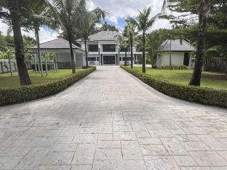For sale 5 bedrooms villa in San Sai, Chiang Mai