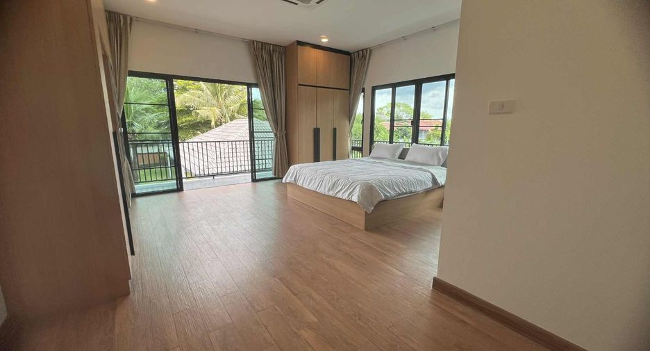 À vendre 5 chambres villa à San Sai, Chiang Mai
