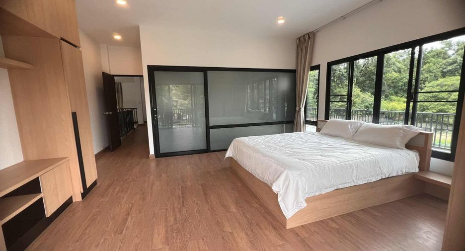 À vendre 5 chambres villa à San Sai, Chiang Mai