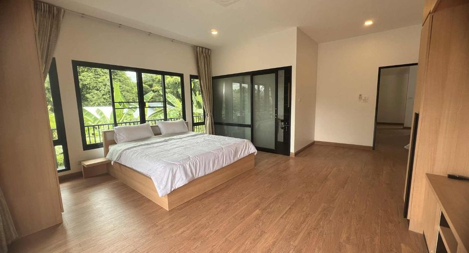 À vendre 5 chambres villa à San Sai, Chiang Mai