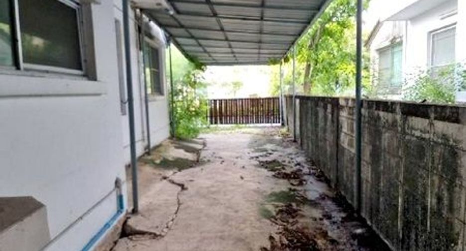 À vendre 3 chambres maison à Bang Sao Thong, Samut Prakan