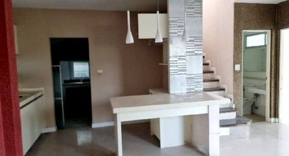 À vendre 3 chambres maison à Bang Sao Thong, Samut Prakan