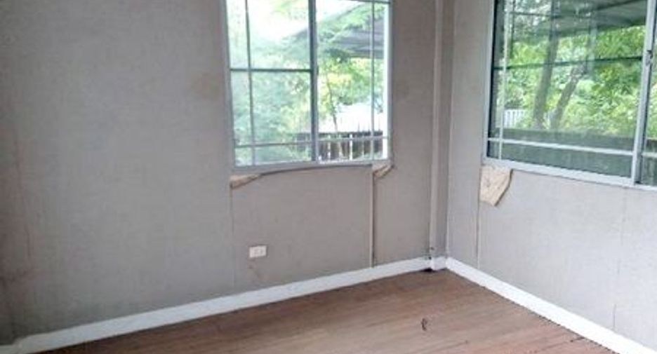 À vendre 3 chambres maison à Bang Sao Thong, Samut Prakan