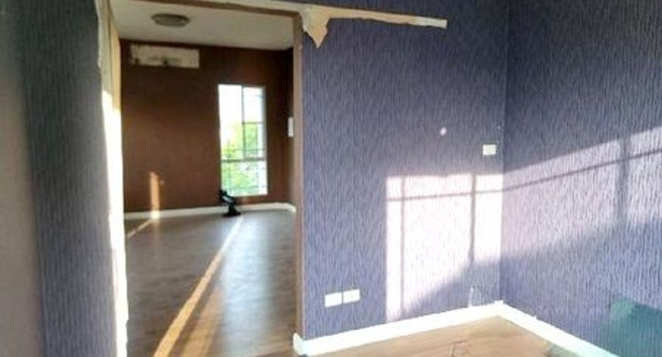 À vendre 3 chambres maison à Bang Sao Thong, Samut Prakan