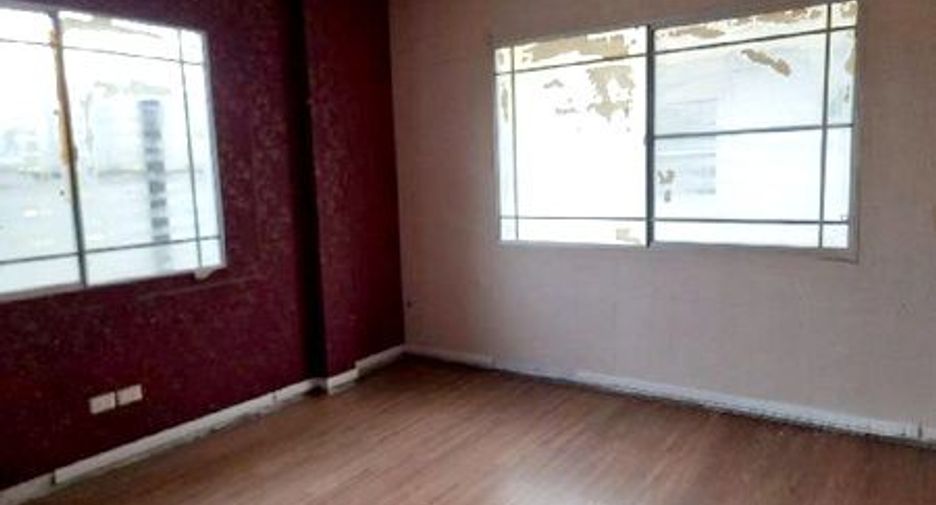 À vendre 3 chambres maison à Bang Sao Thong, Samut Prakan