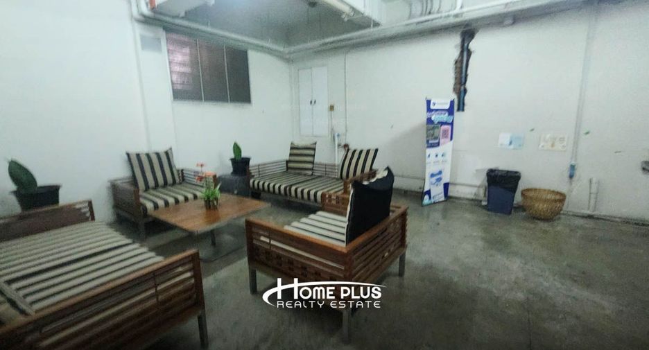 Wohnung zum Kauf mit 1 Zimmer in Huai Khwang, Bangkok