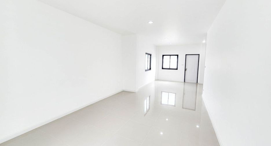For sale 3 bedrooms house in Thawi Watthana, Bangkok