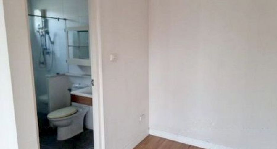 For sale 3 bedrooms house in Bang Sao Thong, Samut Prakan