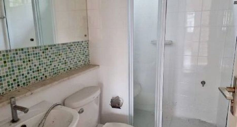 For sale 3 bedrooms house in Bang Sao Thong, Samut Prakan
