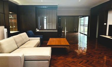 For rent 4 bedrooms condo in Watthana, Bangkok