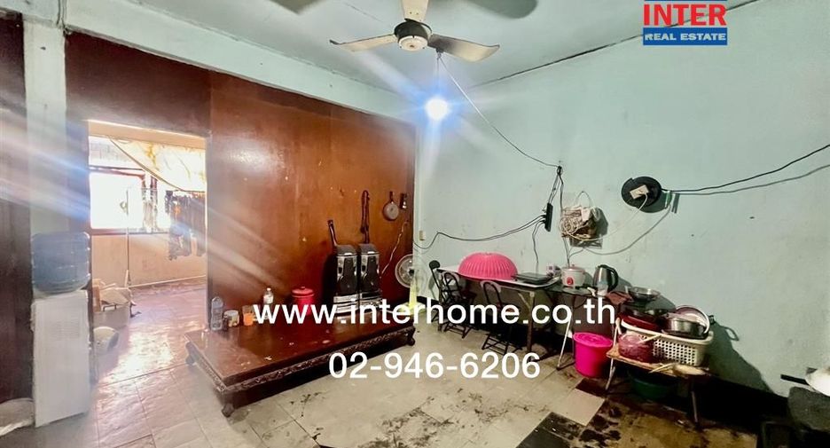 Reihenhaus zum Kauf mit 6 Zimmer in Bang Kho Laem, Bangkok
