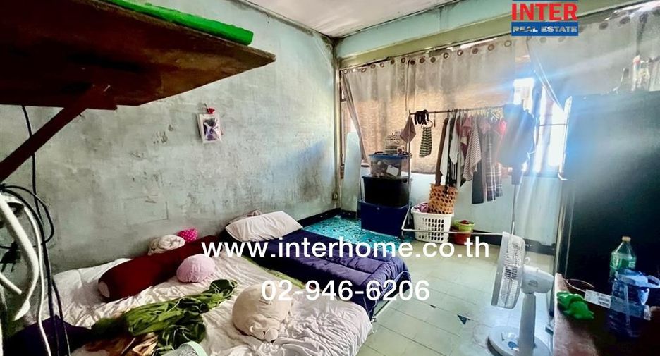 Reihenhaus zum Kauf mit 6 Zimmer in Bang Kho Laem, Bangkok