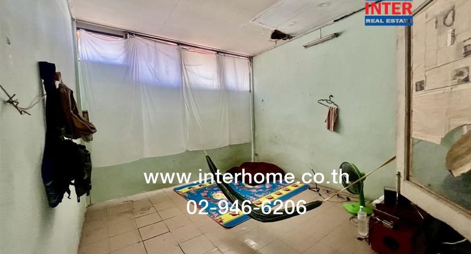 Reihenhaus zum Kauf mit 6 Zimmer in Bang Kho Laem, Bangkok