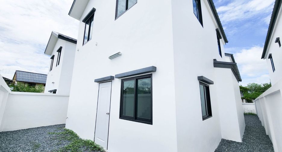 For sale 3 bedrooms house in Thawi Watthana, Bangkok