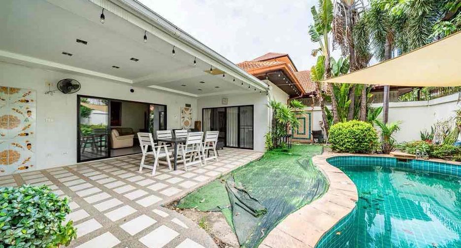 For sale 4 bedrooms villa in Bang Lamung, Chonburi