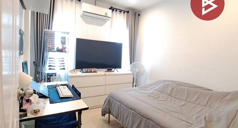 For sale 3 bedrooms townhouse in Lat Lum Kaeo, Pathum Thani