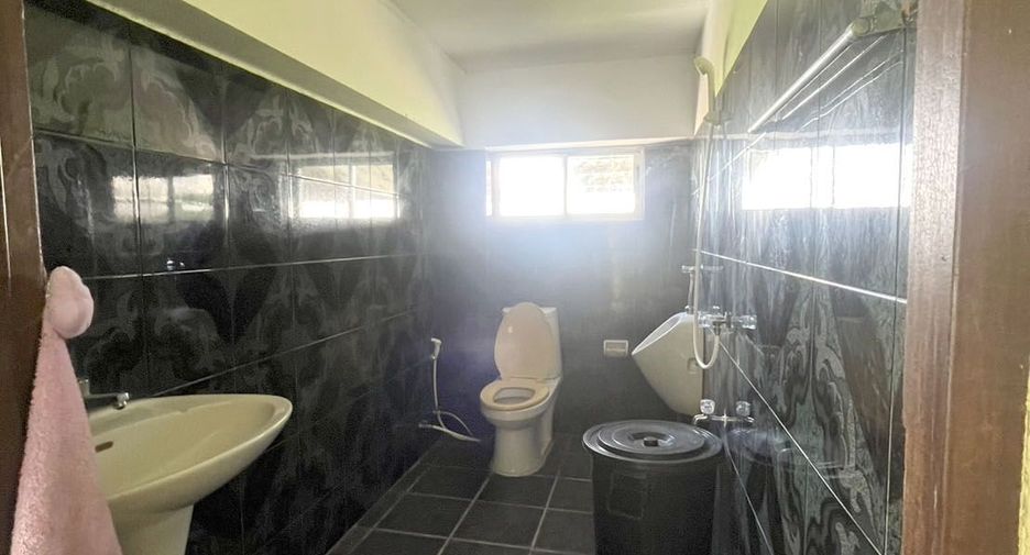 Lagerhaus zur Miete mit 4 Zimmer in San Pa Tong, Chiang Mai